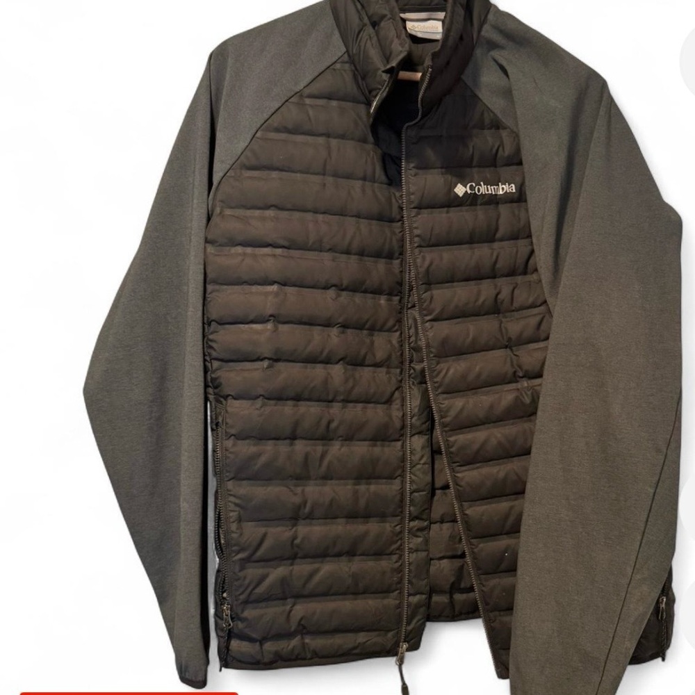 Columbia Men's Puffer Jacket in Black and Gray
